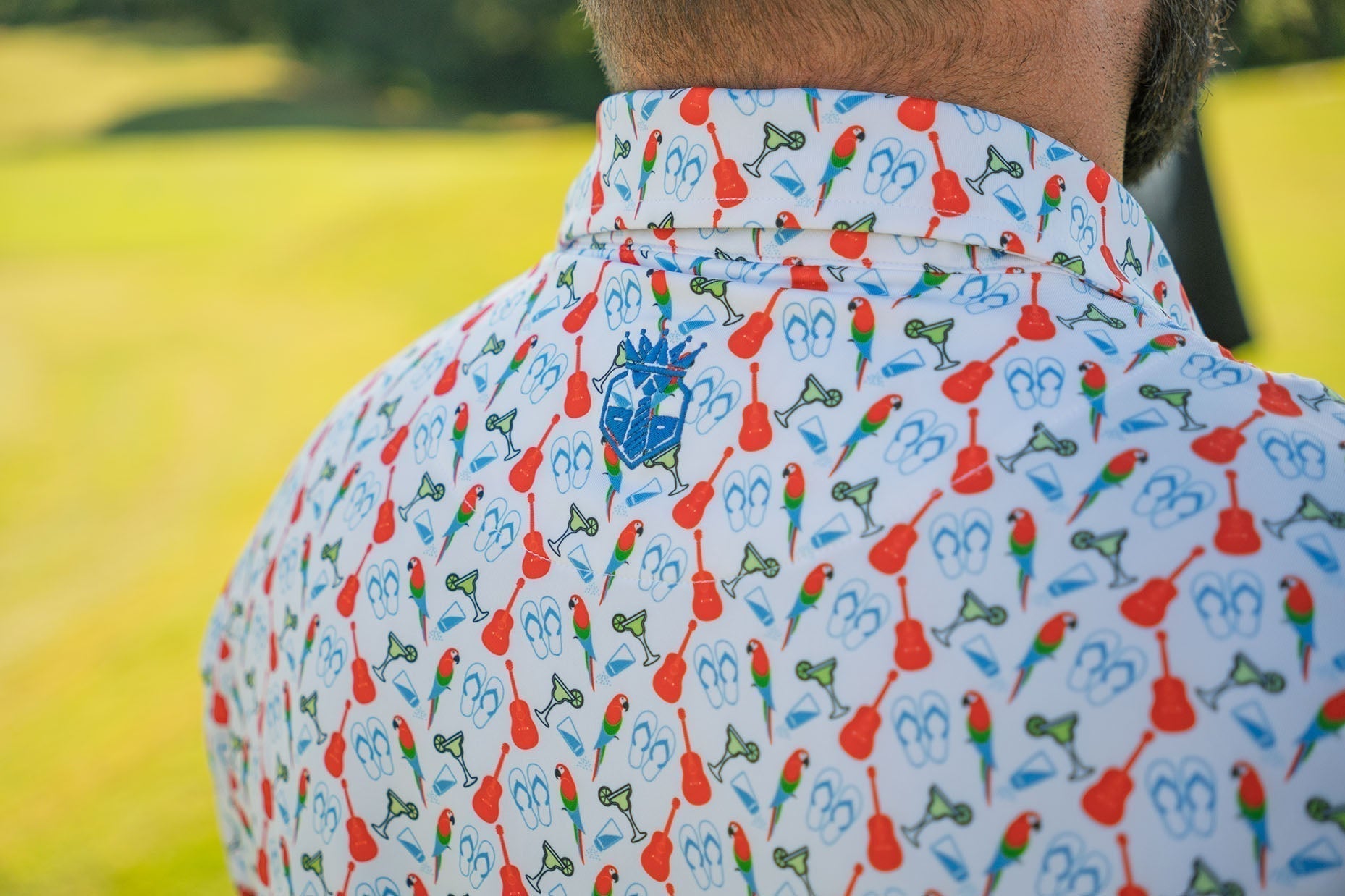 How to Banish Sweat and Sunscreen Stains from Your Golf Collar for Good
