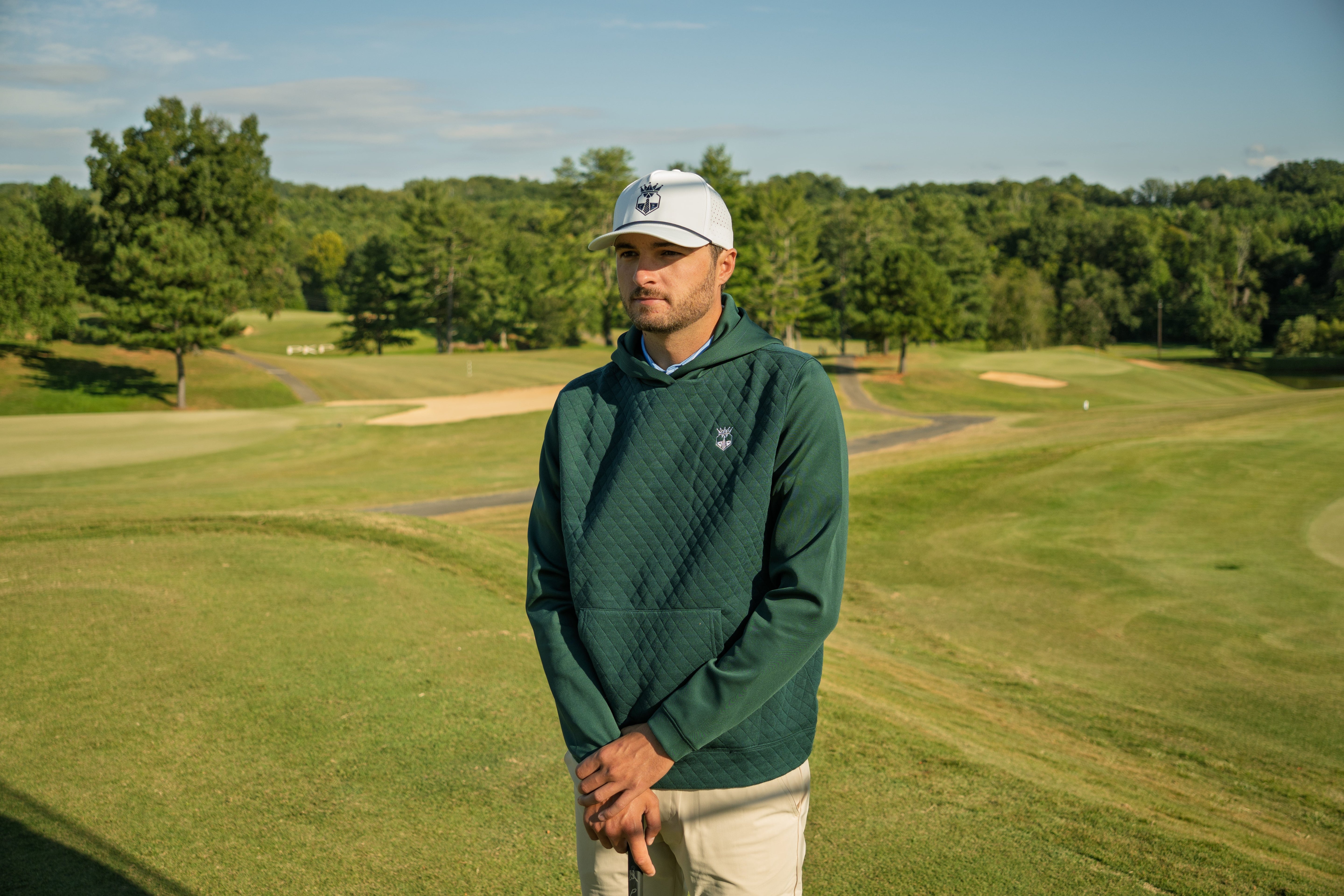 Stay Warm and Stylish: Winter Golf Outfits for Holiday Events